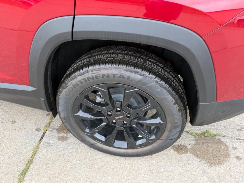 GMC Terrain Vehicle Full-screen Gallery Image 7