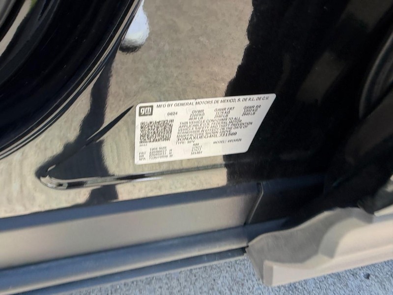 Chevrolet Equinox Vehicle Full-screen Gallery Image 21