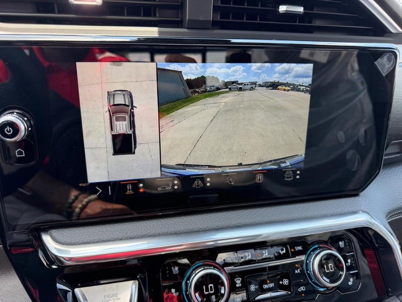 GMC Sierra 1500 Vehicle Full-screen Gallery Image 21