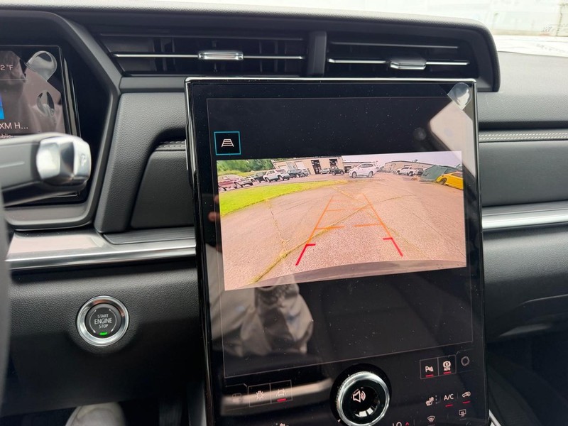 GMC Terrain Vehicle Full-screen Gallery Image 20