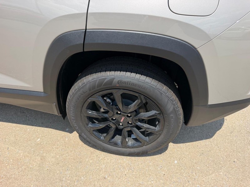 GMC Terrain Vehicle Full-screen Gallery Image 6