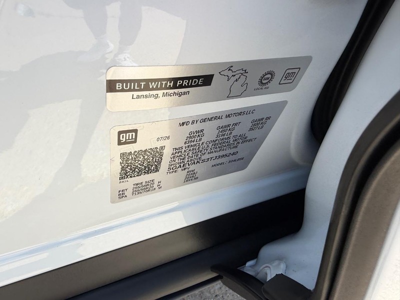 Buick Enclave Vehicle Full-screen Gallery Image 22