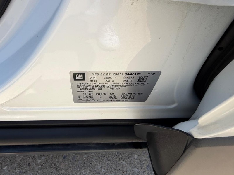 Buick Encore GX Vehicle Full-screen Gallery Image 20
