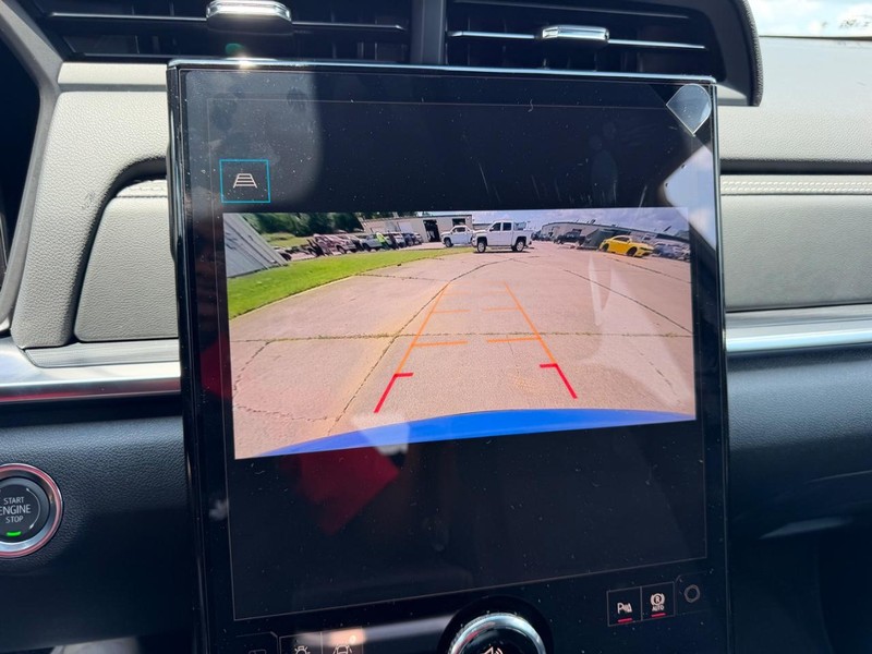 GMC Terrain Vehicle Full-screen Gallery Image 19