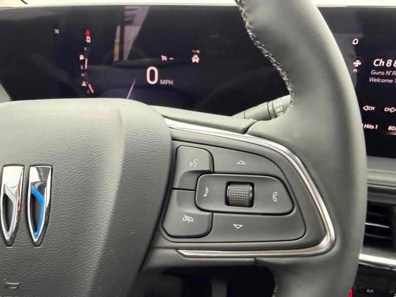 Buick Encore GX Vehicle Full-screen Gallery Image 11