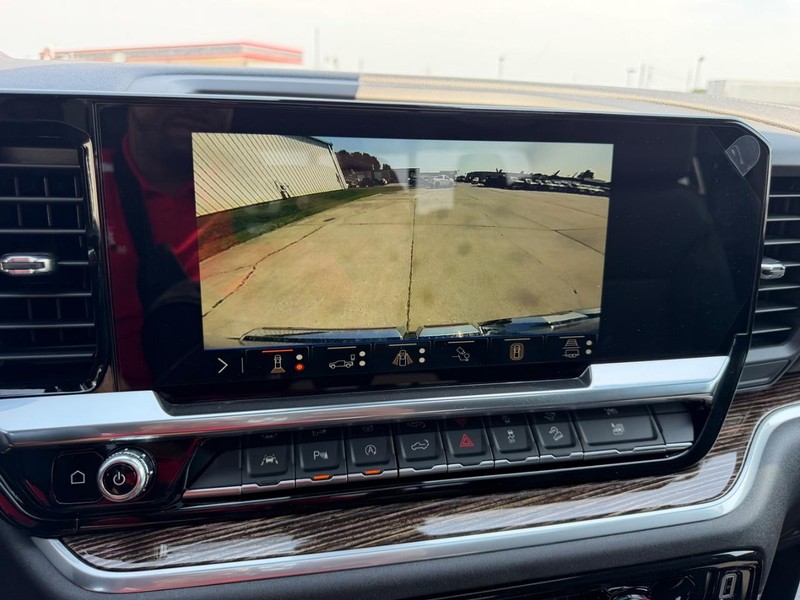 GMC Sierra 1500 Vehicle Full-screen Gallery Image 20