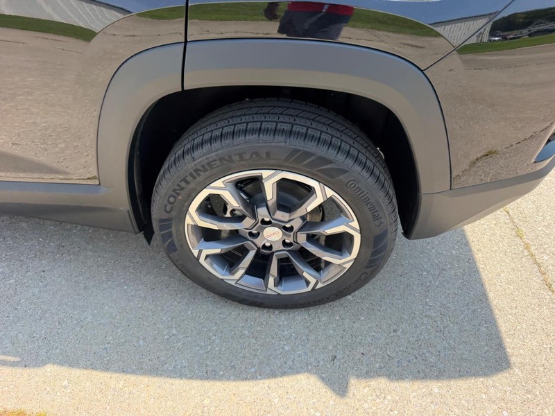GMC Terrain Vehicle Full-screen Gallery Image 7