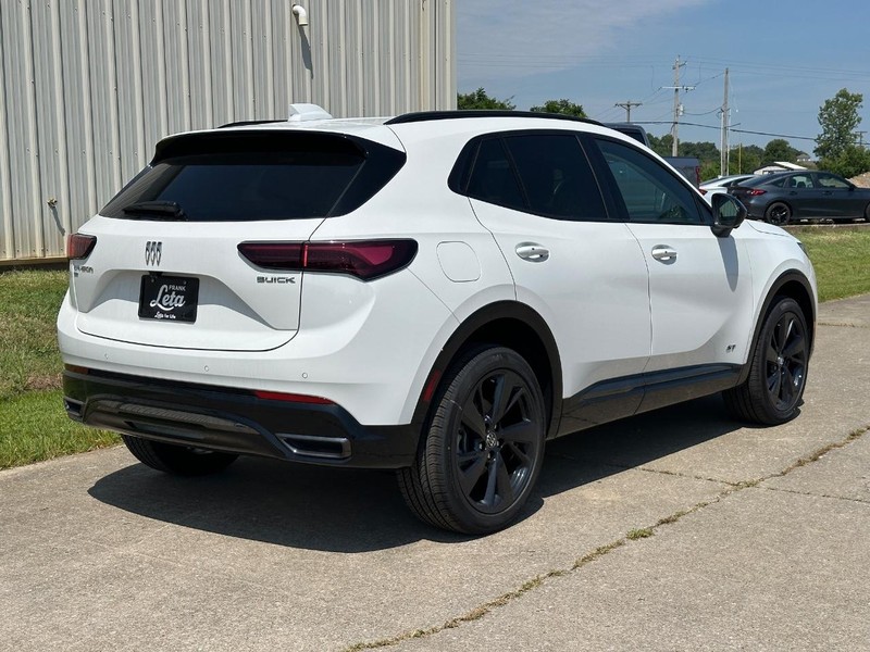 Buick Envision Vehicle Full-screen Gallery Image 3