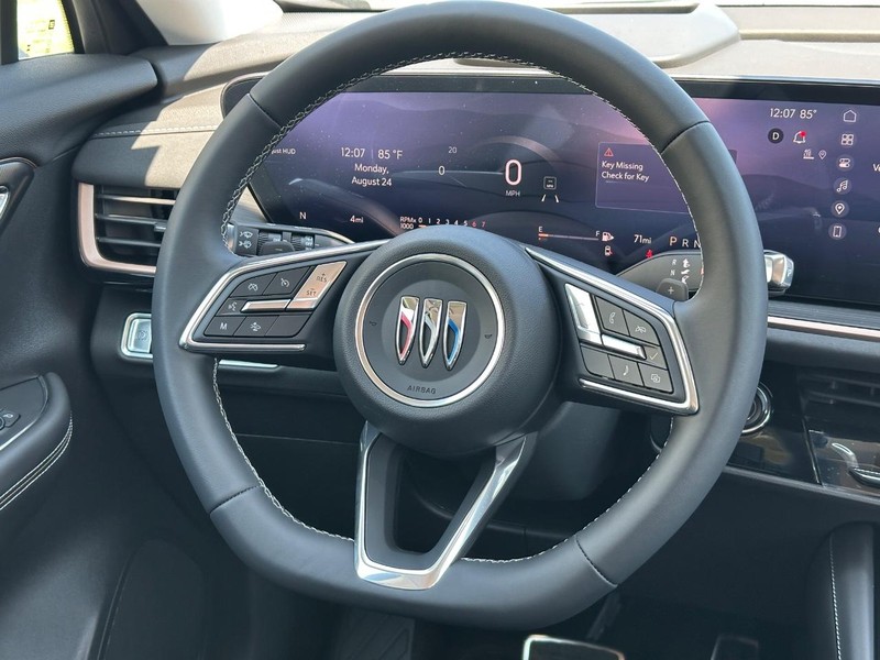 Buick Envision Vehicle Full-screen Gallery Image 7