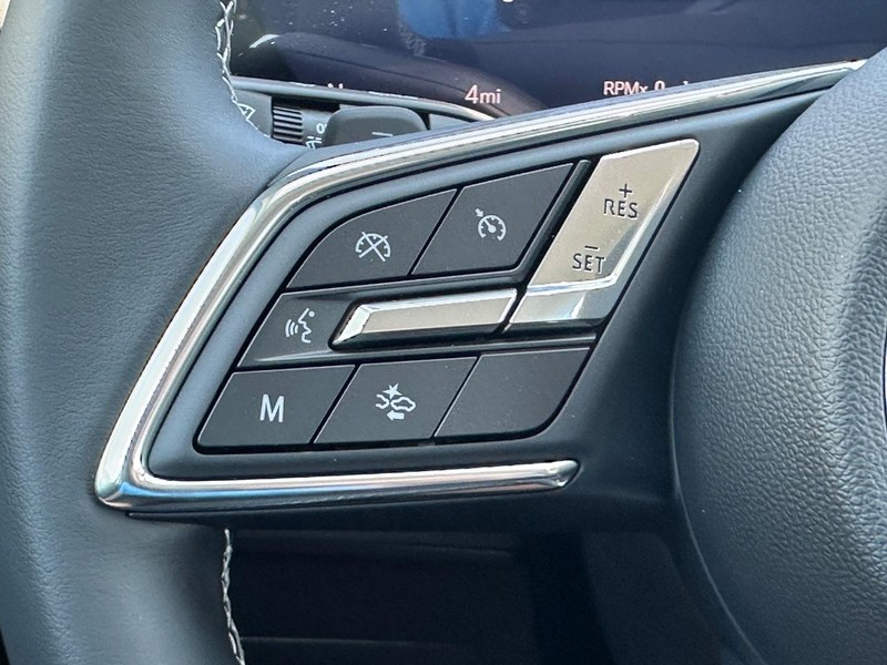 Buick Envision Vehicle Full-screen Gallery Image 8