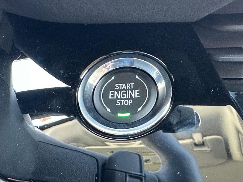Buick Envision Vehicle Full-screen Gallery Image 10