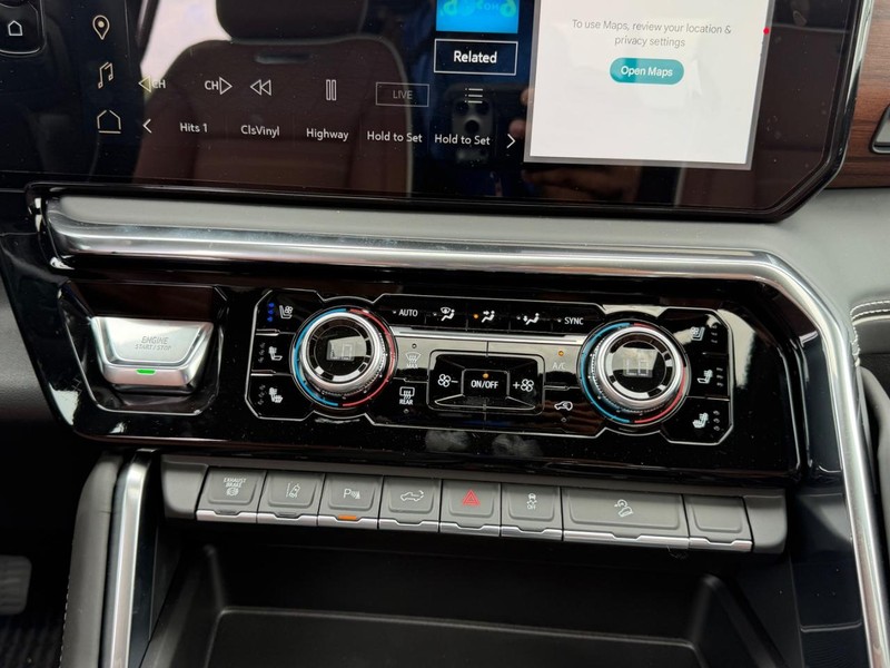 GMC Sierra 2500HD Vehicle Full-screen Gallery Image 14