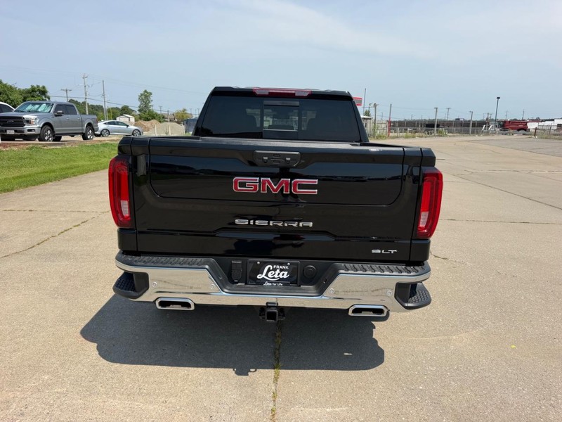 GMC Sierra 1500 Vehicle Full-screen Gallery Image 4