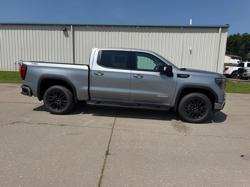 GMC Sierra 1500 Vehicle Full-screen Gallery Image 2