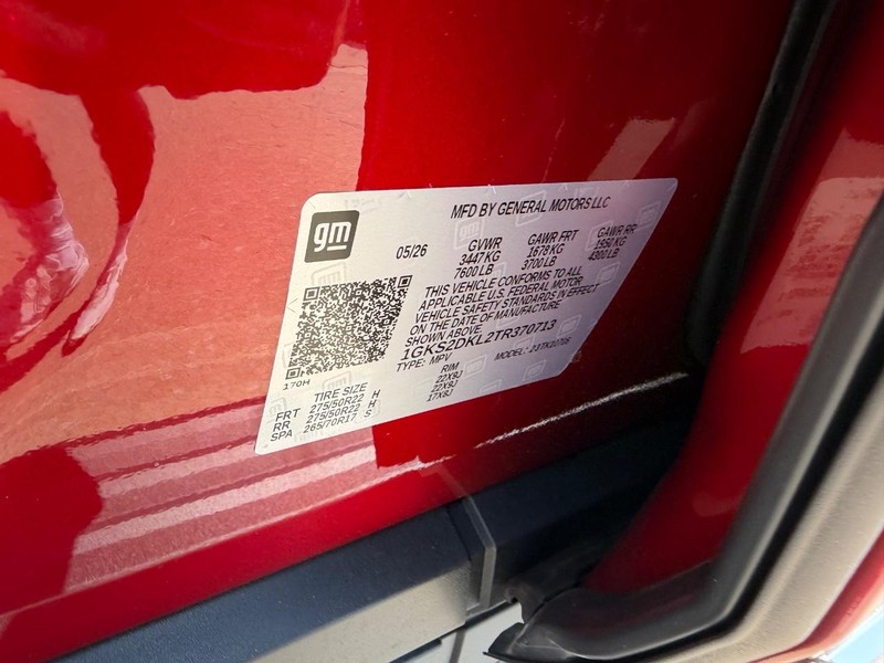 GMC Yukon Vehicle Full-screen Gallery Image 26