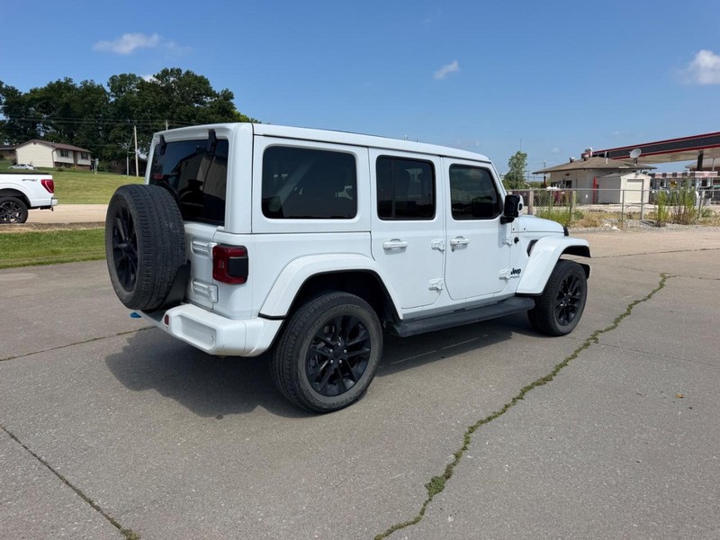 Jeep Wrangler 4xe Vehicle Full-screen Gallery Image 3
