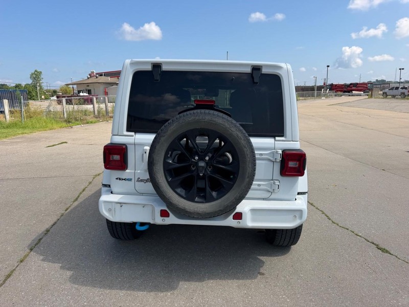 Jeep Wrangler 4xe Vehicle Full-screen Gallery Image 4