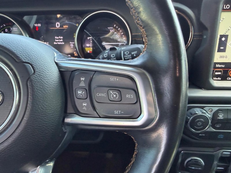 Jeep Wrangler 4xe Vehicle Full-screen Gallery Image 11