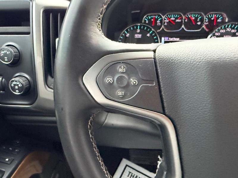Chevrolet Silverado 1500 Vehicle Full-screen Gallery Image 10