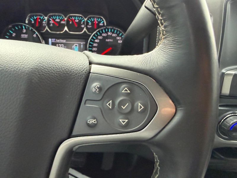 Chevrolet Silverado 1500 Vehicle Full-screen Gallery Image 11