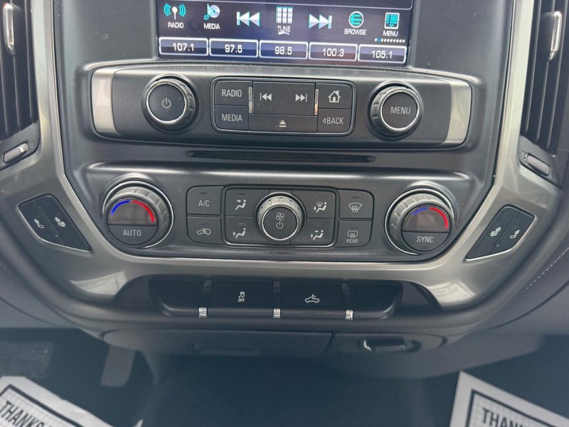 Chevrolet Silverado 1500 Vehicle Full-screen Gallery Image 13