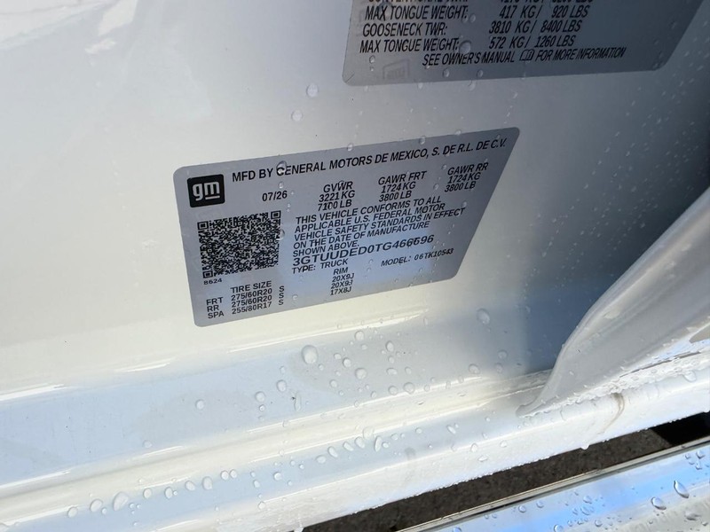GMC Sierra 1500 Vehicle Full-screen Gallery Image 21