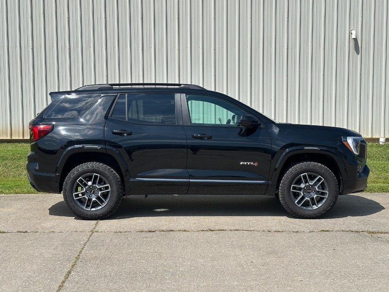GMC Terrain Vehicle Full-screen Gallery Image 2