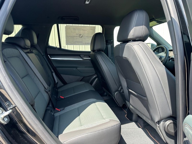 GMC Terrain Vehicle Full-screen Gallery Image 5