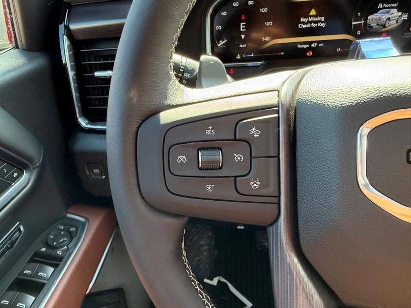 GMC Sierra 1500 Vehicle Full-screen Gallery Image 9