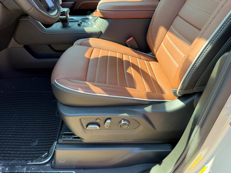 GMC Sierra 1500 Vehicle Full-screen Gallery Image 17