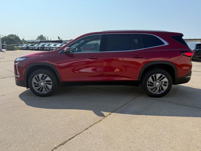 Buick Enclave Vehicle Full-screen Gallery Image 5