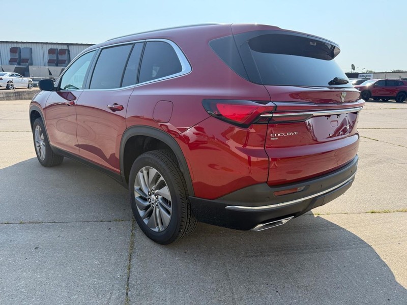 Buick Enclave Vehicle Full-screen Gallery Image 6