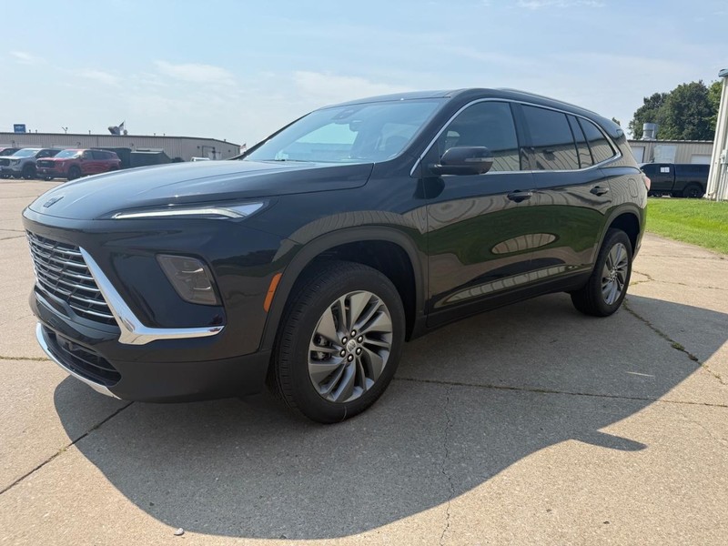 Buick Enclave Vehicle Full-screen Gallery Image 5