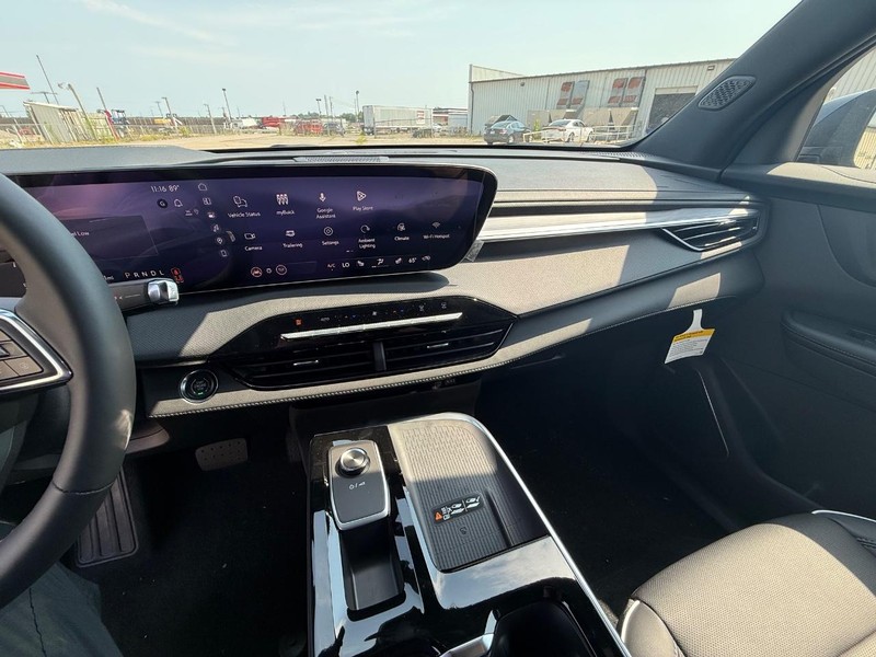 Buick Enclave Vehicle Full-screen Gallery Image 20