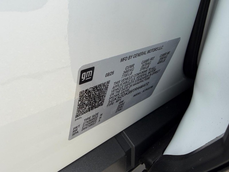 GMC Yukon Vehicle Full-screen Gallery Image 26
