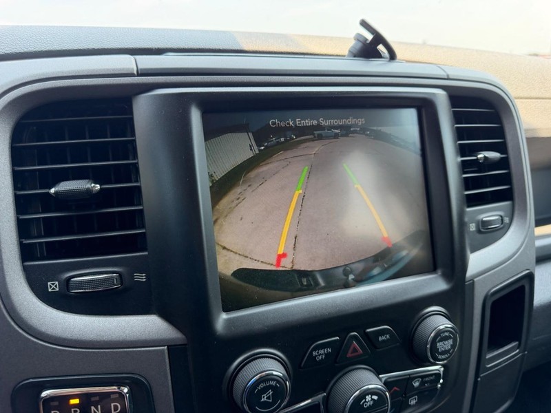 Ram 1500 Vehicle Full-screen Gallery Image 19