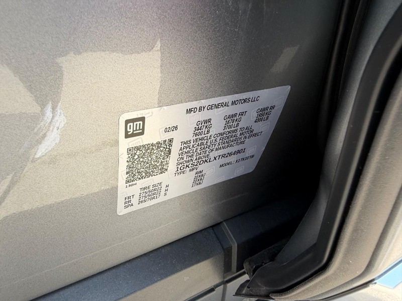 GMC Yukon Vehicle Full-screen Gallery Image 26