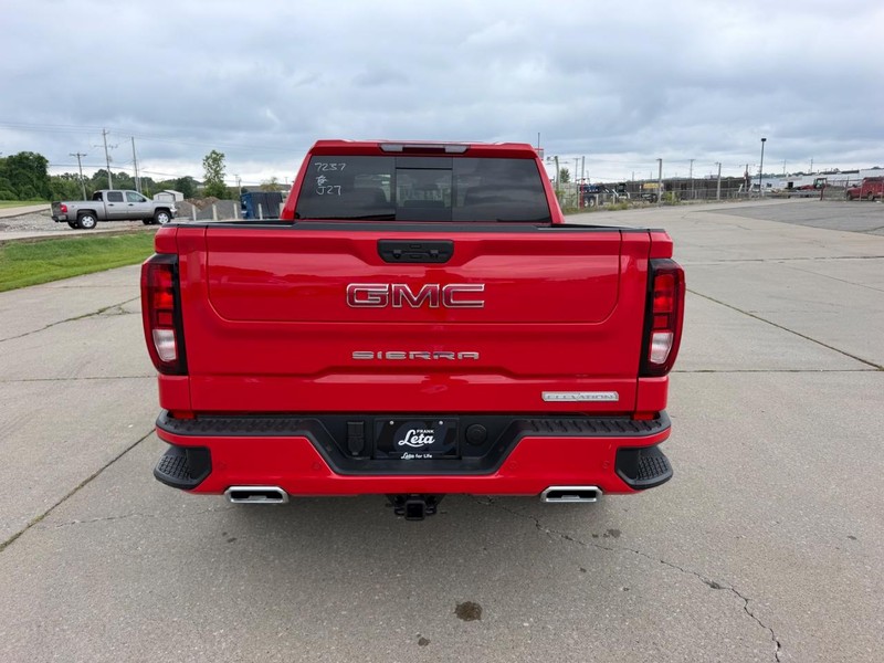 GMC Sierra 1500 Vehicle Full-screen Gallery Image 4
