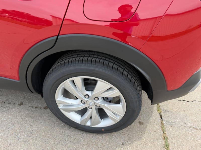 Buick Encore GX Vehicle Full-screen Gallery Image 6