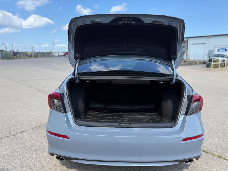 Honda Civic Si Vehicle Full-screen Gallery Image 6