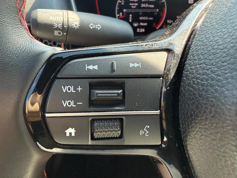 Honda Civic Si Vehicle Full-screen Gallery Image 21