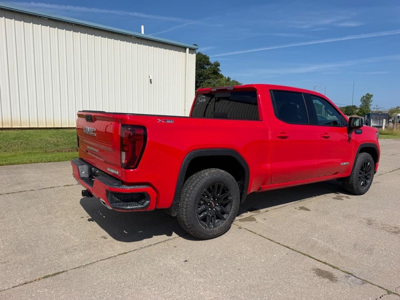 GMC Sierra 1500 Vehicle Full-screen Gallery Image 3