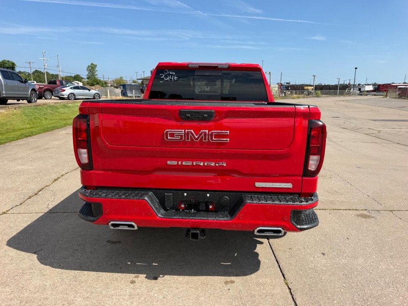 GMC Sierra 1500 Vehicle Full-screen Gallery Image 4