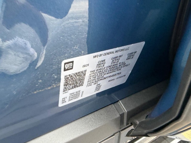 GMC Yukon Vehicle Full-screen Gallery Image 26