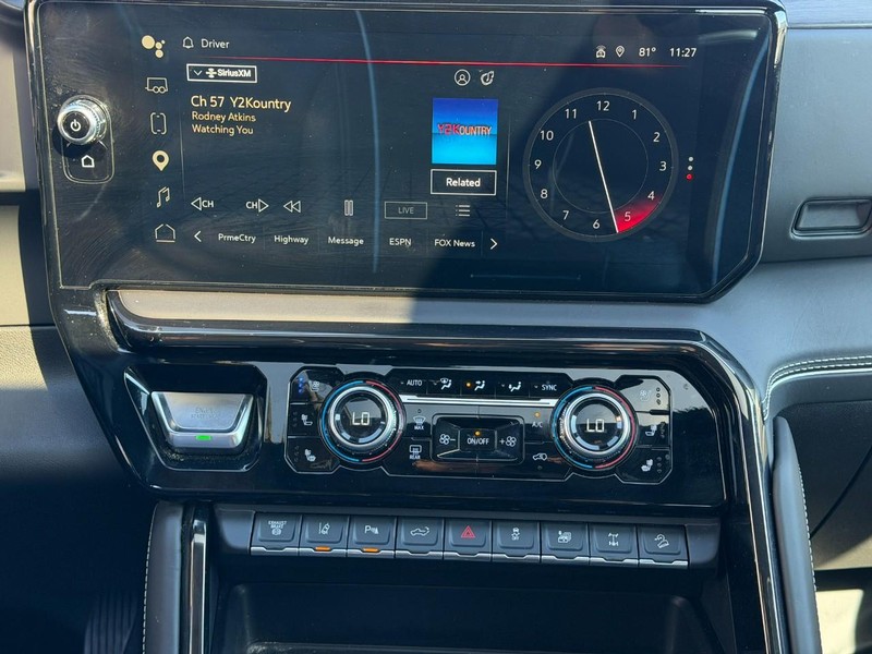 GMC Sierra 2500HD Vehicle Full-screen Gallery Image 15