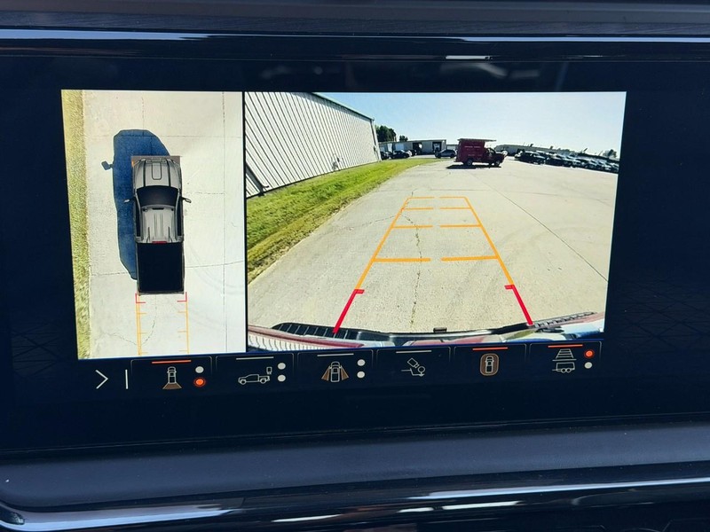 GMC Sierra 2500HD Vehicle Full-screen Gallery Image 25