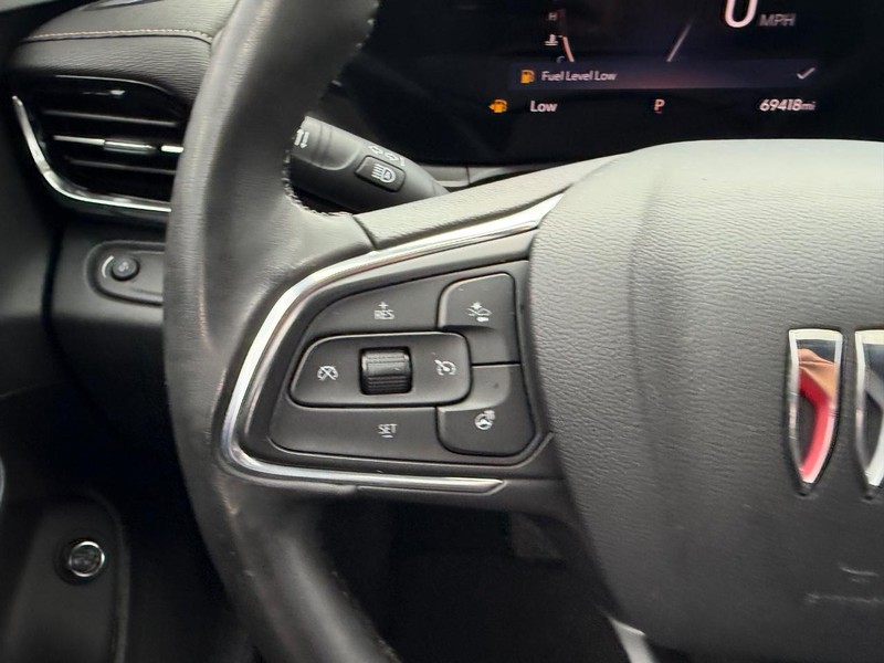 Buick Envista Vehicle Full-screen Gallery Image 12