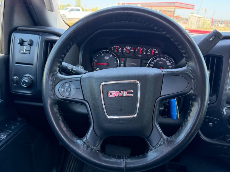 GMC Sierra 2500HD Vehicle Full-screen Gallery Image 9