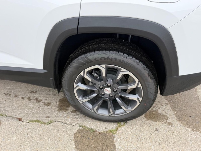 GMC Terrain Vehicle Full-screen Gallery Image 7