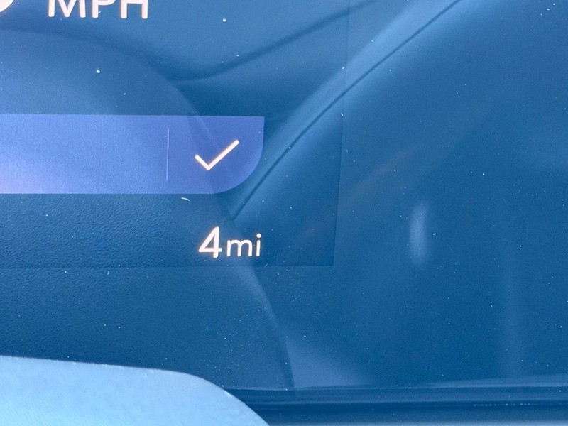 Buick Envista Vehicle Full-screen Gallery Image 18